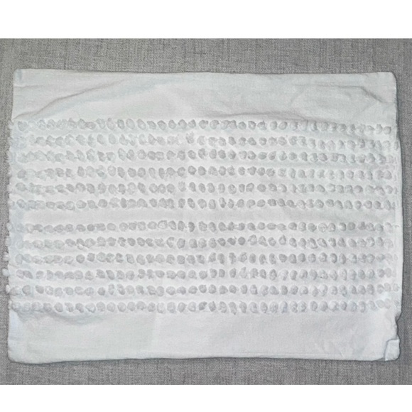 WEST ELM White Candlewick Pom Pillow Sham Cover Standard 20x26 Organic Cotton - Picture 2 of 11